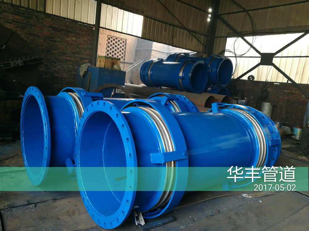 復(fù)式鉸鏈補(bǔ)償器